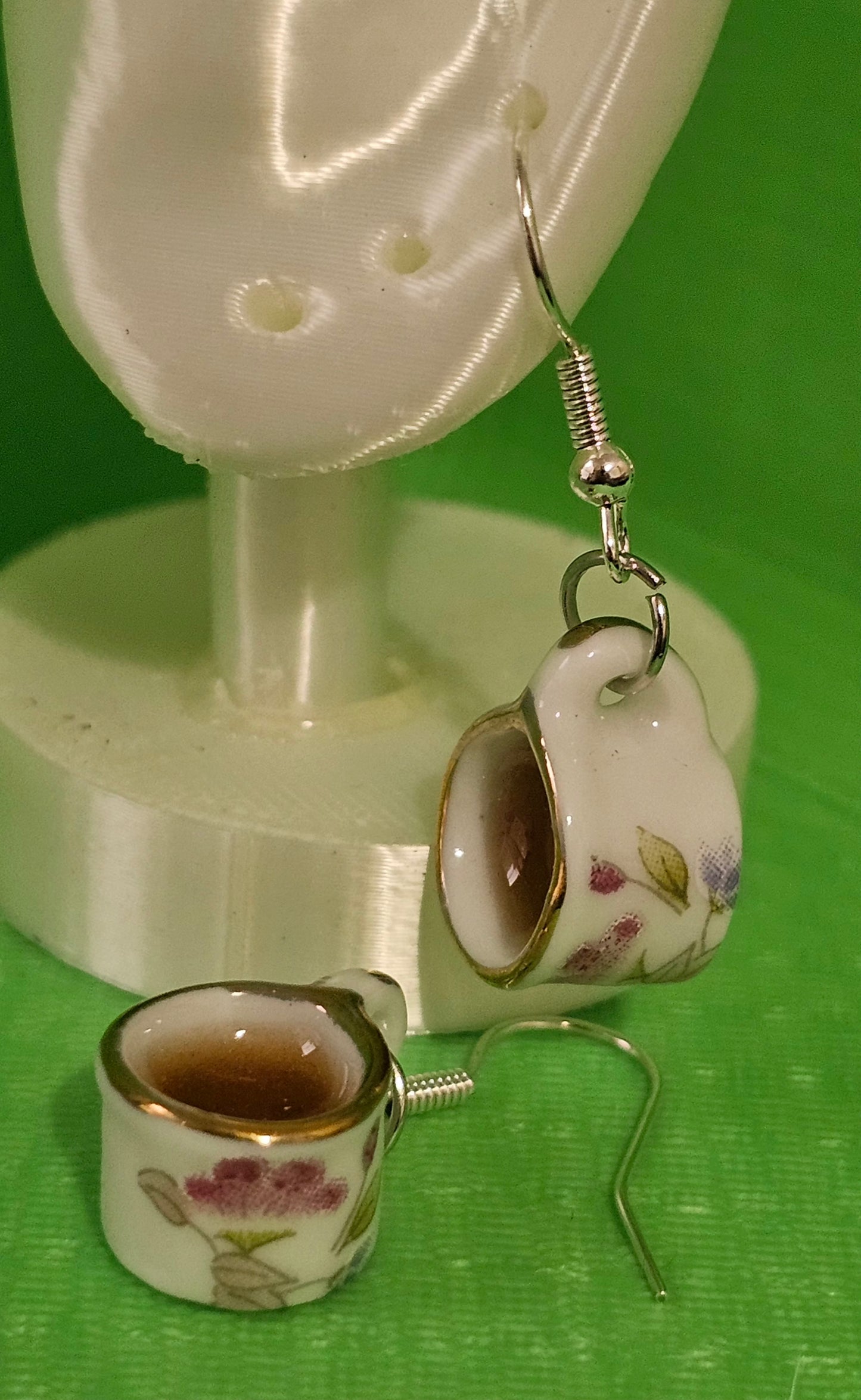 Tea cup Earrings